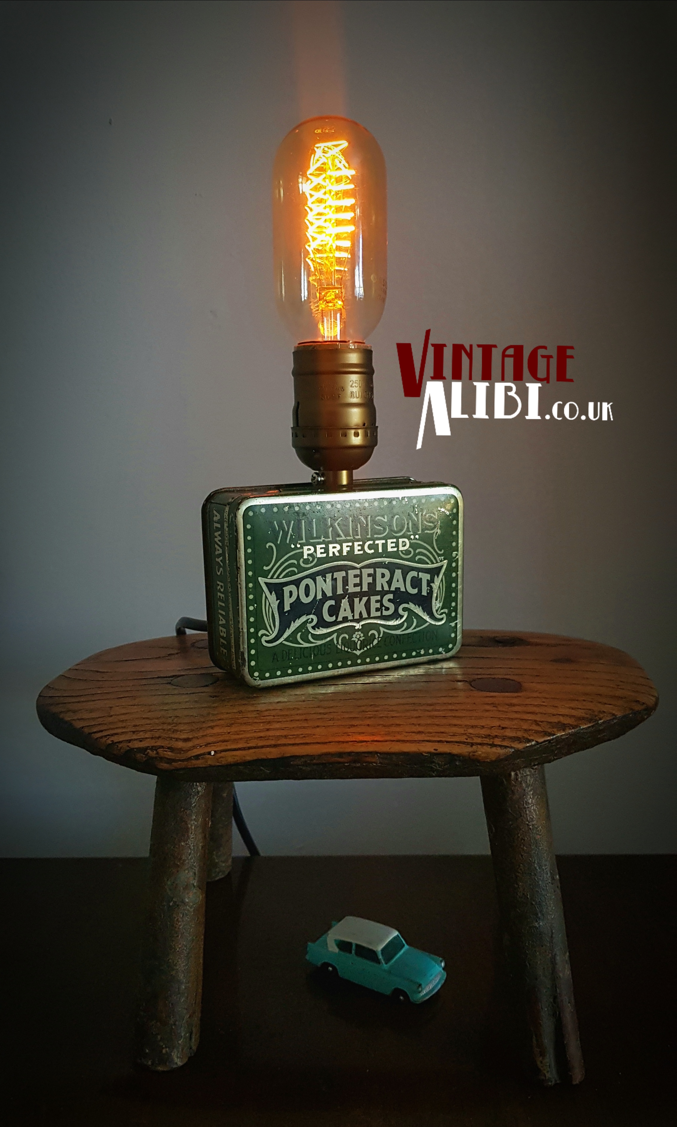 Vintage Alibi Sold Archive