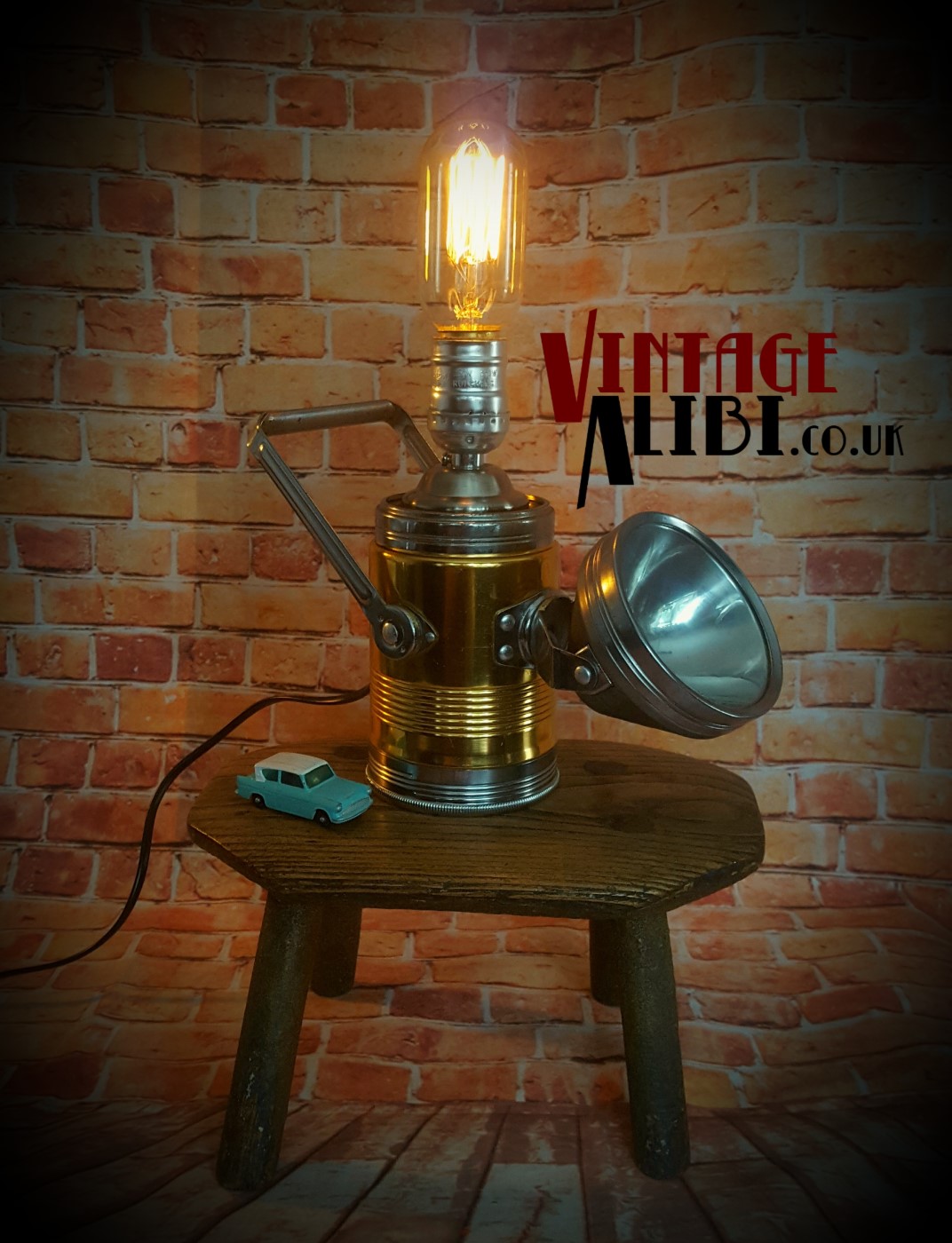 Vintage Alibi Sold Archive
