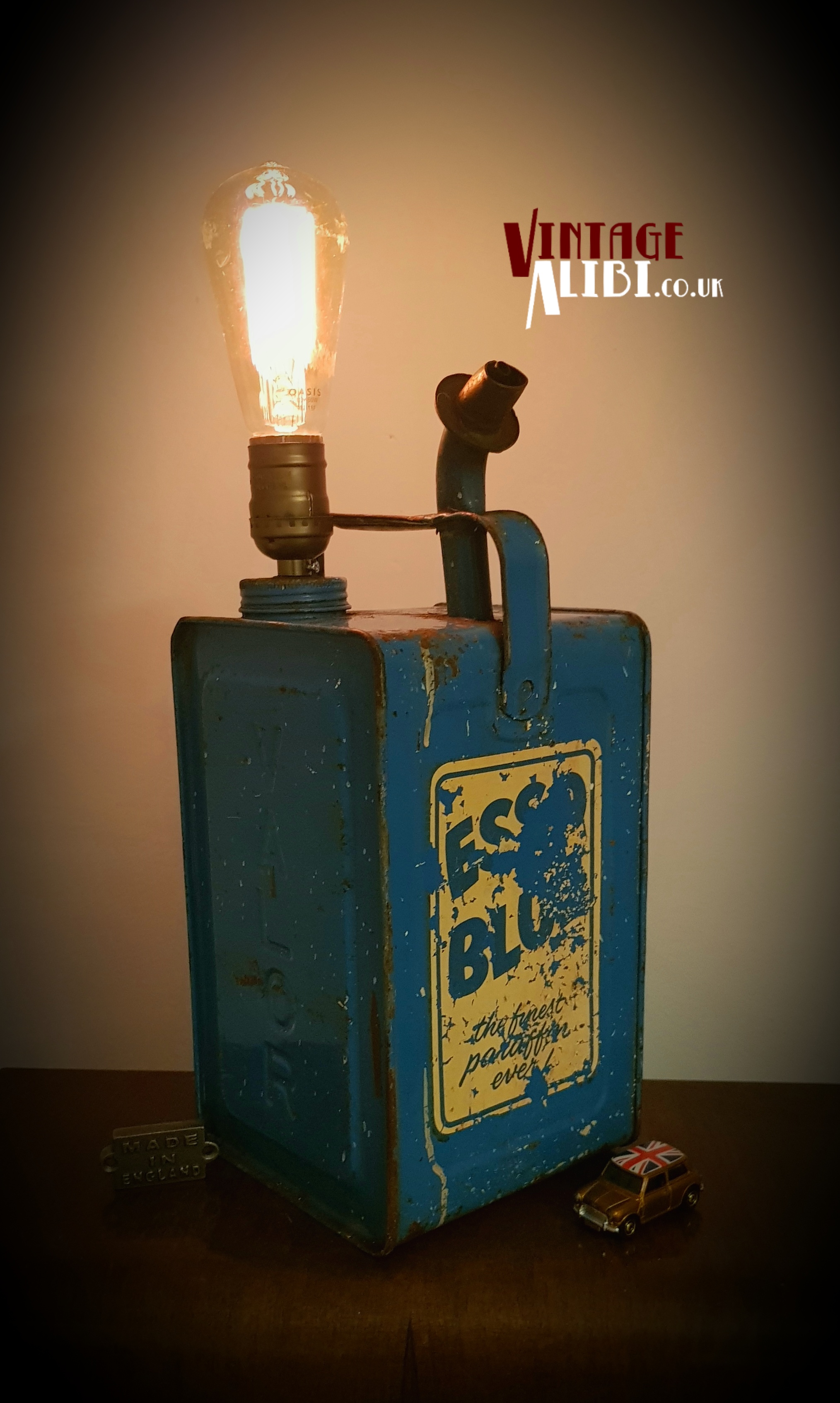 Vintage Alibi Sold Archive