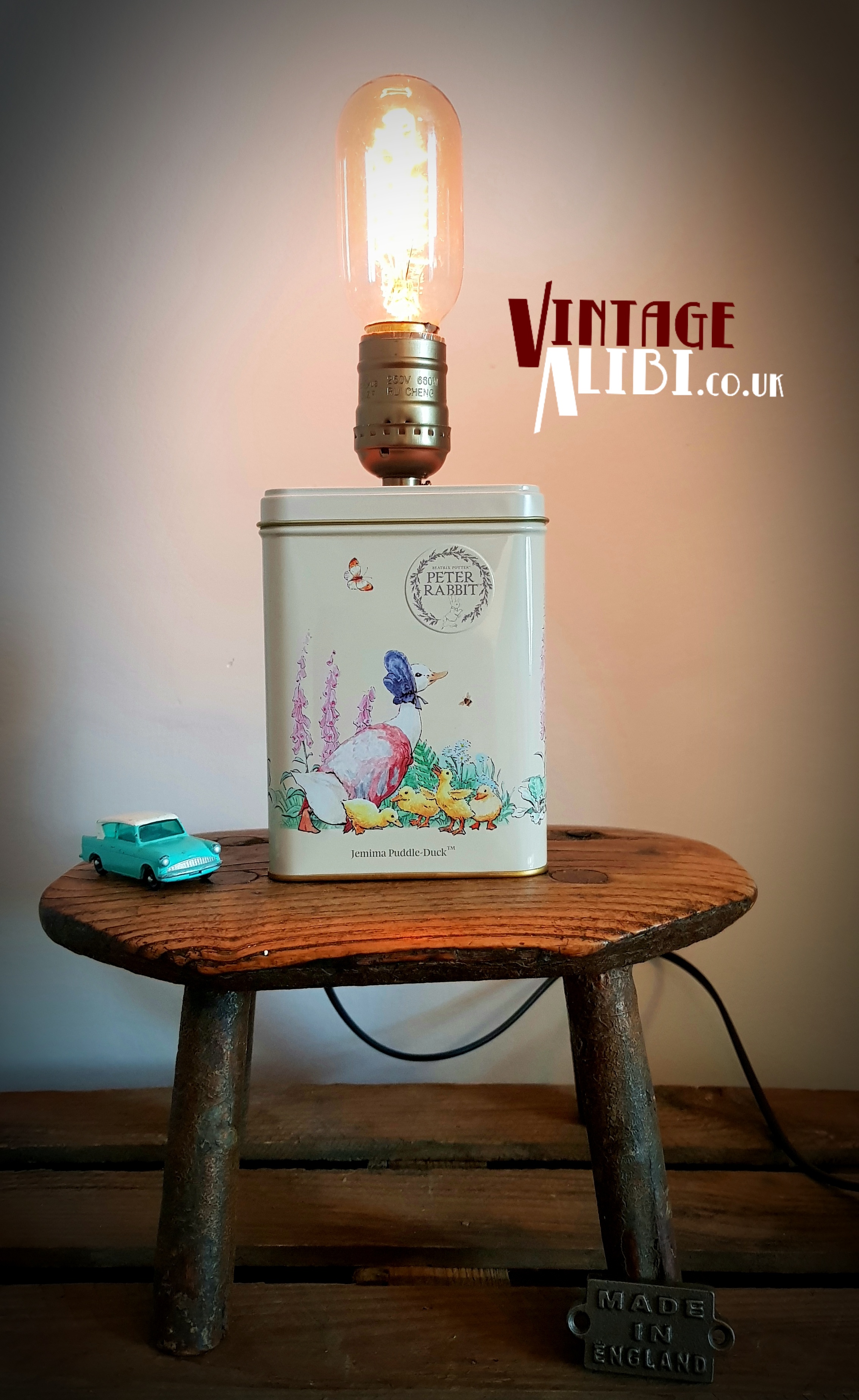 Vintage Alibi Sold Archive