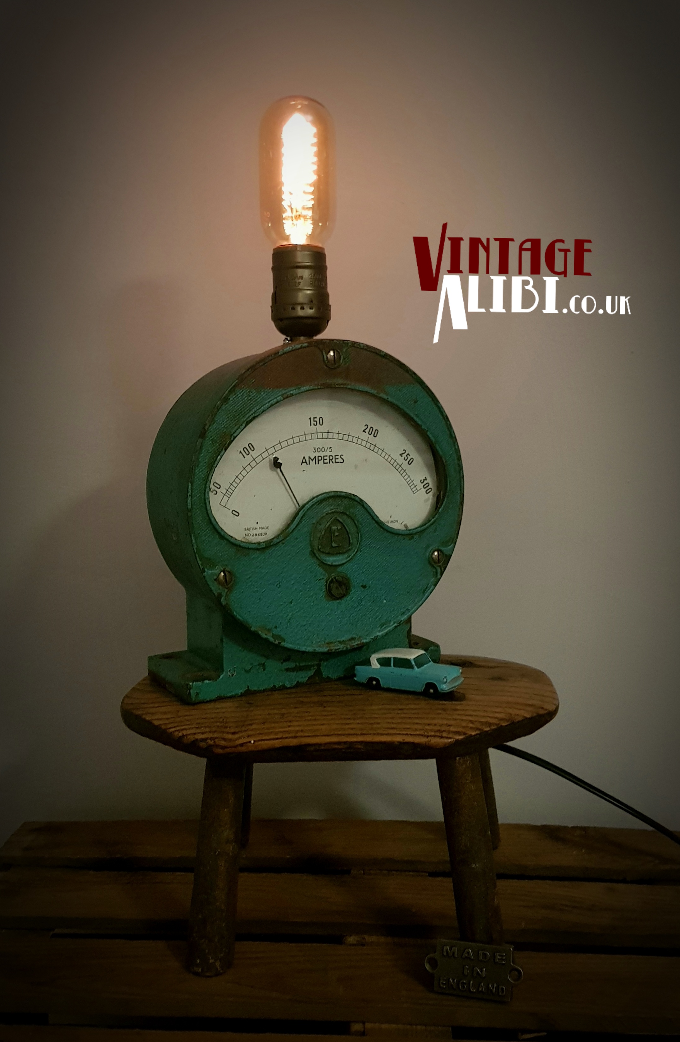 Vintage Alibi Sold Archive