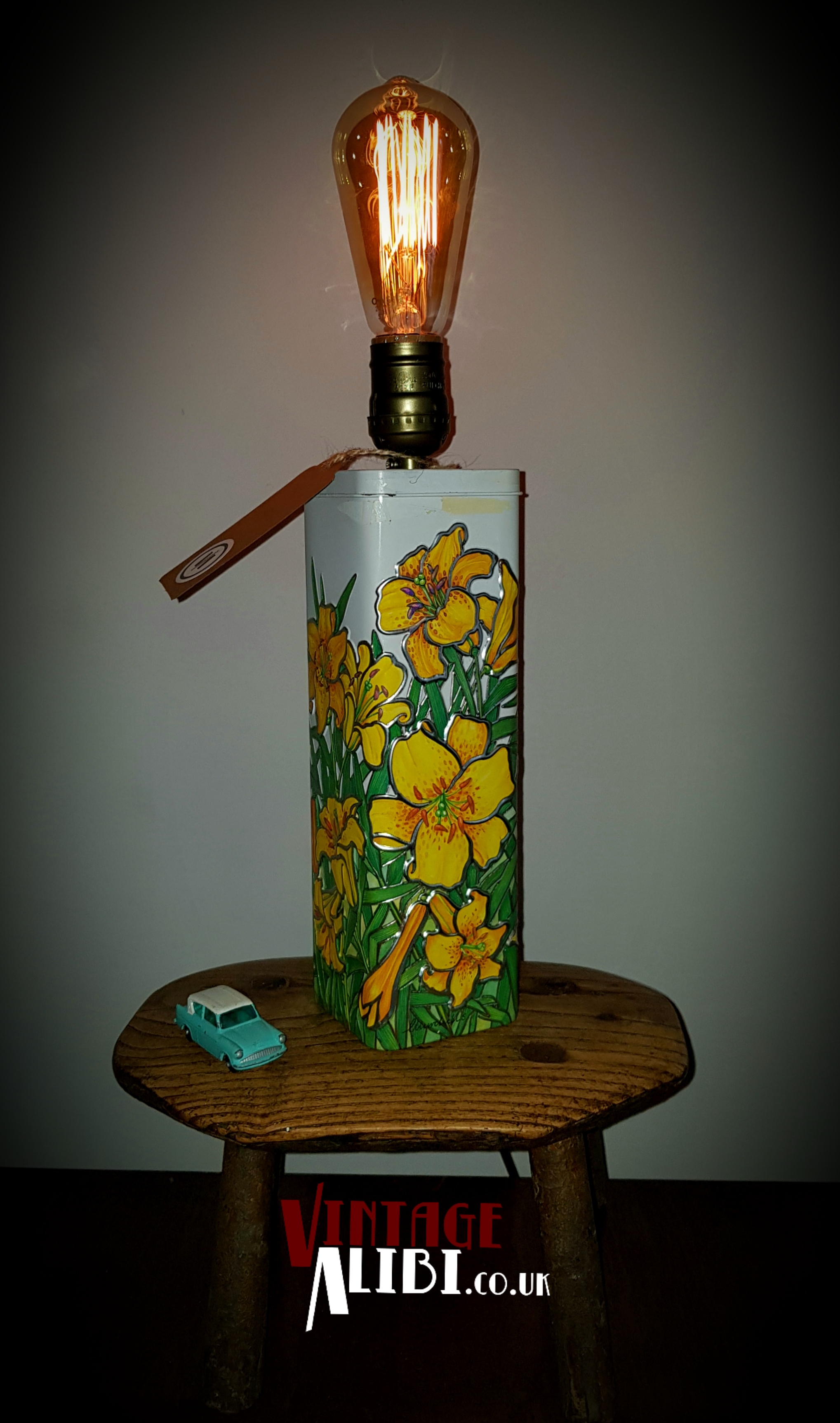Vintage Alibi Sold Archive