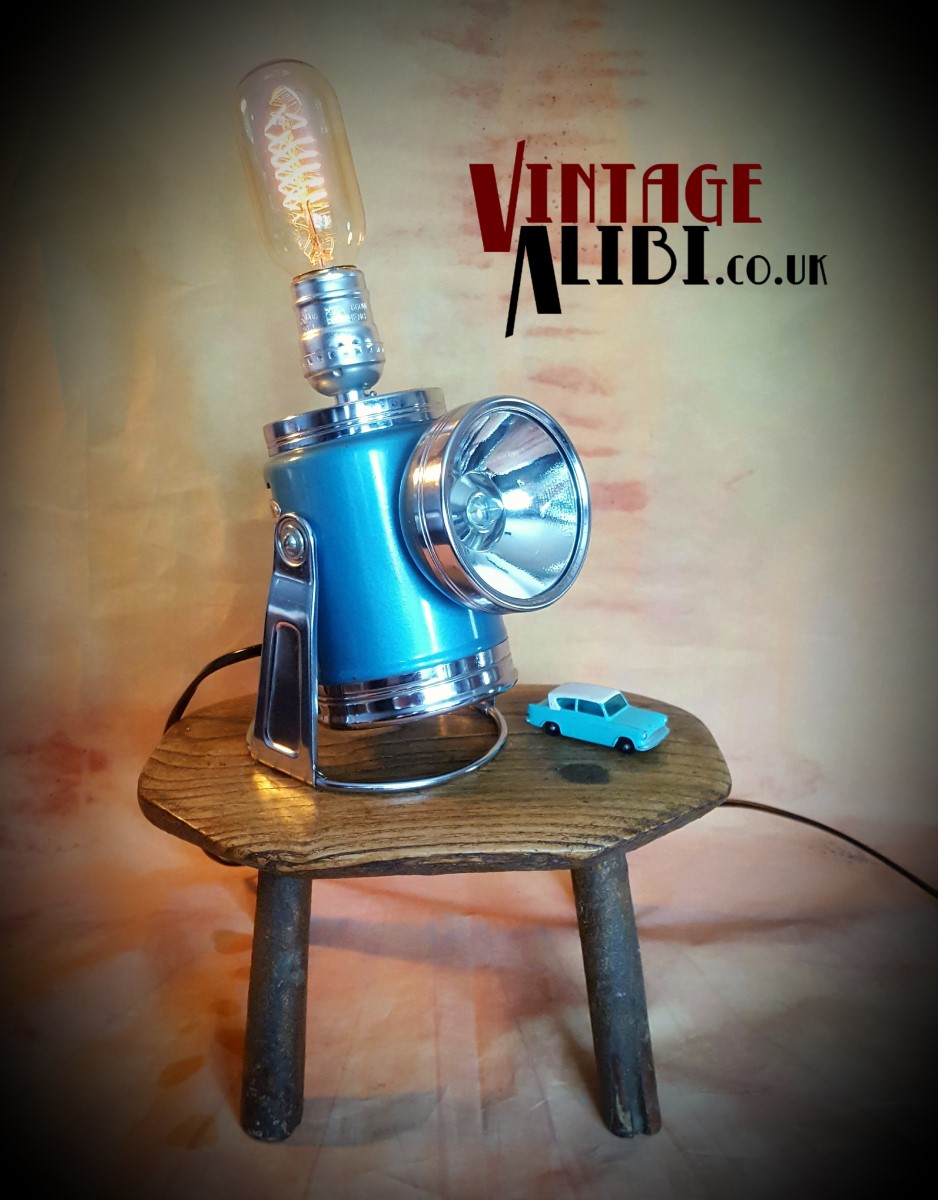 Vintage Alibi Sold Archive.