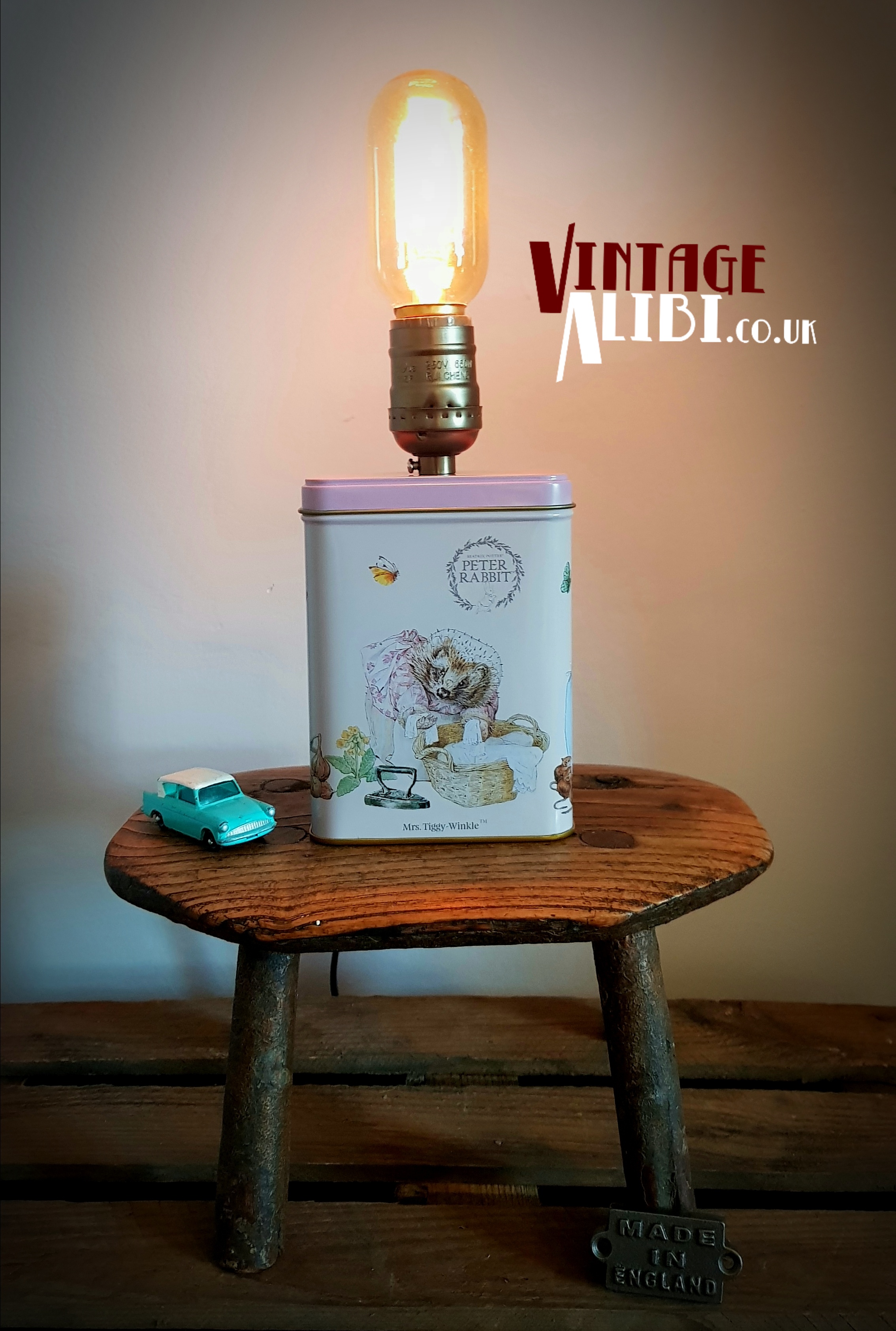 Vintage Alibi Sold Archive